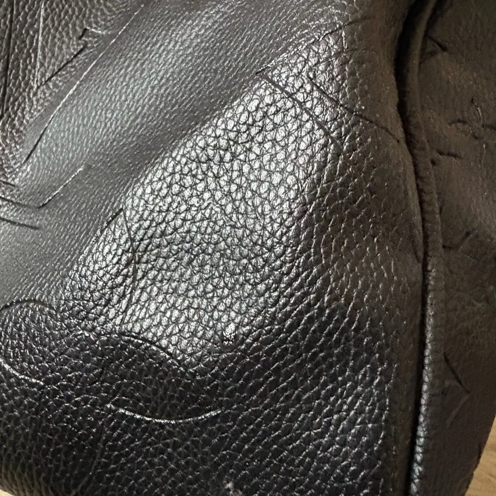 Black Leather Handbag - Picture 3 of 5